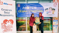Alfamidi Kembali Salurkan 1.500 Telur Protein Cegah Stunting di Pulau Buru